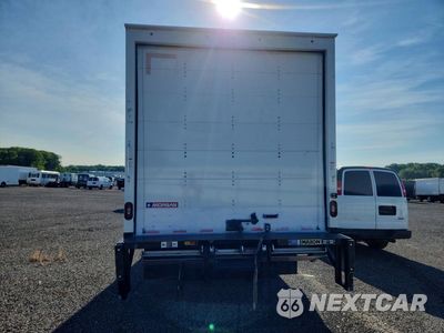 Zdjęcie 6 z 13 samochodu: 2024 CHEVROLET 4500HD BOX TRUCK VIN:JALCDW167R7017257 - miniatura