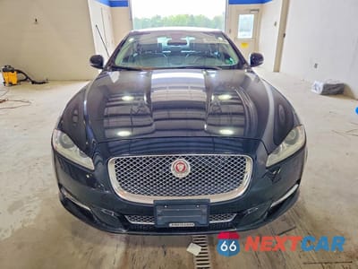 Piąte zdjęcie samochodu w środku: 2015 JAGUAR XJL PORTFOLIO VIN:SAJWJ2GD9F8V88617 - miniatura