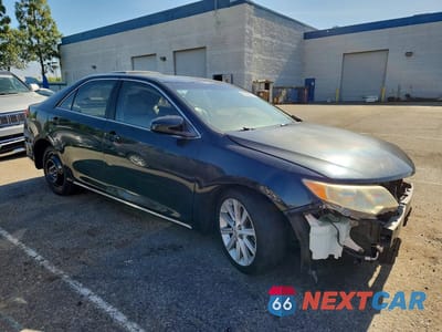 Czwarte zdjęcie samochodu z boku: 2012 TOYOTA CAMRY XLE VIN:4T4BF1FK0CR173635 - miniatura