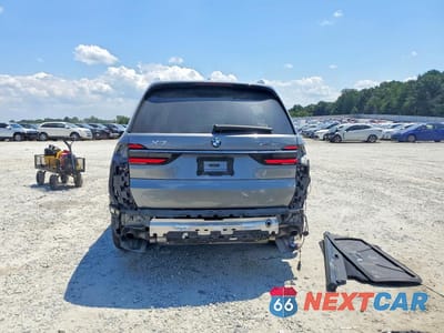 Zdjęcie 6 z 13 samochodu: 2024 BMW X7 XDRIVE40I VIN:5UX23EM03R9V72744 - miniatura