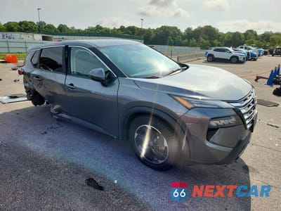 Czwarte zdjęcie samochodu z boku: 2025 NISSAN ROGUE SV VIN:5N1BT3BB6SC795665 - miniatura