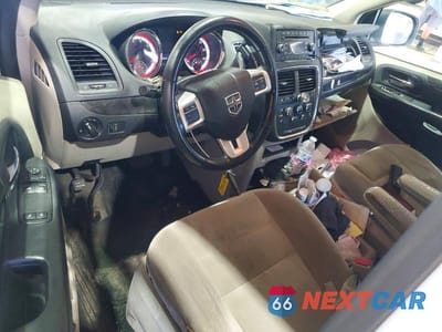 Zdjęcie 8 z 13 samochodu: 2015 DODGE GRAND CARAVAN SE VIN:2C4RDGBG6FR721825 - miniatura