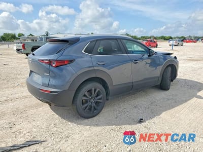 Trzecie zdjęcie samochodu z tyłu: 2024 MAZDA CX-30 PREFERRED VIN:3MVDMBCM1RM651095 - miniatura