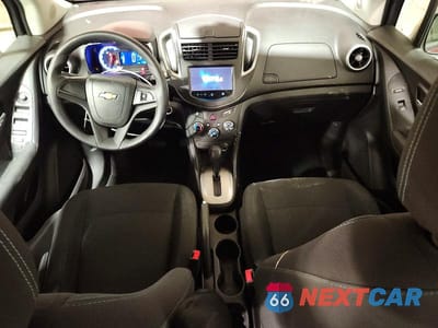 Zdjęcie 8 z 13 samochodu: 2016 CHEVROLET TRAX LS VIN:3GNCJNSB0GL224783 - miniatura