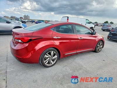 Trzecie zdjęcie samochodu z tyłu: 2016 HYUNDAI ELANTRA LIMITED VIN:5NPDH4AE5GH688764 - miniatura