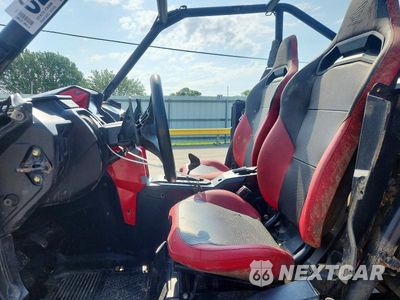 Zdjęcie 7 z 12 samochodu: 2020 HONDA SXS1000 S2R VIN:1HFVE0542L4100462 - miniatura