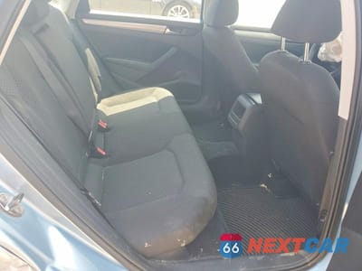 Zdjęcie 10 z 12 samochodu: 2013 VOLKSWAGEN PASSAT S VIN:1VWAH7A31DC036120 - miniatura