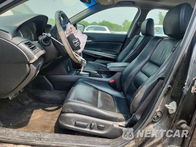 Zdjęcie 7 z 12 samochodu: 2010 HONDA ACCORD EXL VIN:1HGCP2F89AA192727 - miniatura
