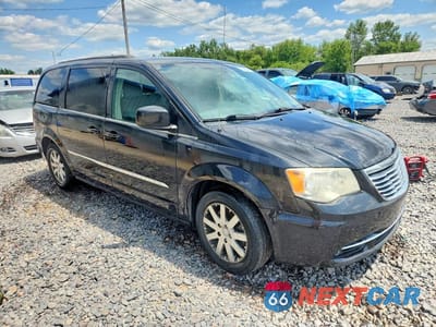 Czwarte zdjęcie samochodu z boku: 2014 CHRYSLER TOWN & COUNTRY TOURING VIN:2C4RC1BG9ER292422 - miniatura