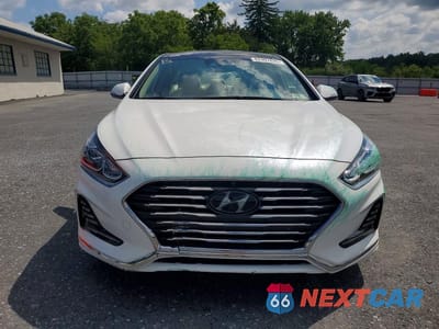 Piąte zdjęcie samochodu w środku: 2019 HYUNDAI SONATA HYBRID LIMITED VIN:KMHE34L35KA087901 - miniatura