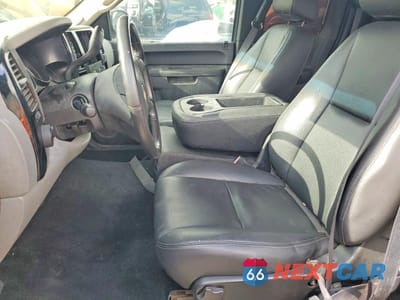 Zdjęcie 7 z 12 samochodu: 2008 CHEVROLET SILVERADO C1500 VIN:2GCEC19J781238054 - miniatura