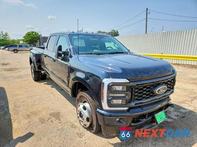 Czwarte zdjęcie samochodu z boku: 2026 FORD F350 SUPER DUTY VIN:1FT8W3DM0TEC88187 - miniatura