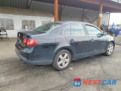 Trzecie zdjęcie samochodu z tyłu: 2009 VOLKSWAGEN JETTA SE VIN:3VWRM71K29M162210 - miniatura