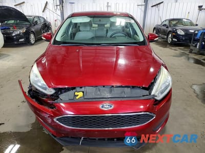 Piąte zdjęcie samochodu w środku: 2015 FORD FOCUS SE VIN:1FADP3F20FL300190 - miniatura