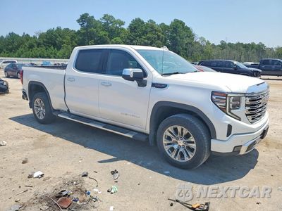 Czwarte zdjęcie samochodu z boku: 2023 GMC SIERRA K1500 DENALI VIN:3GTUUGEL6PG344987 - miniatura