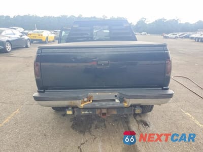Zdjęcie 6 z 12 samochodu: 1999 GMC SIERRA K2500 VIN:1GTGK23R1XF044207 - miniatura