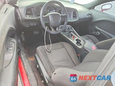 Zdjęcie 8 z 12 samochodu: 2017 DODGE CHALLENGER SXT VIN:2C3CDZAG7HH658377 - miniatura