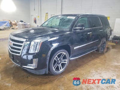2018 CADILLAC ESCALADE LUXURY 1GYS4BKJ3JR382417 - główne zdjęcie licytacji z USA - miniatura