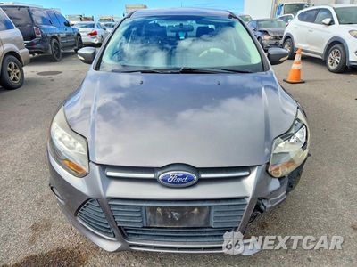 Piąte zdjęcie samochodu w środku: 2014 FORD FOCUS SE VIN:1FADP3F28EL227908 - miniatura