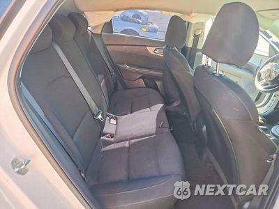 Zdjęcie 10 z 12 samochodu: 2021 KIA FORTE LXS VIN:3KPF24AD4ME314549 - miniatura
