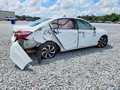 Trzecie zdjęcie samochodu z tyłu: 2016 HONDA ACCORD EX VIN:1HGCR2F74GA147768 - miniatura