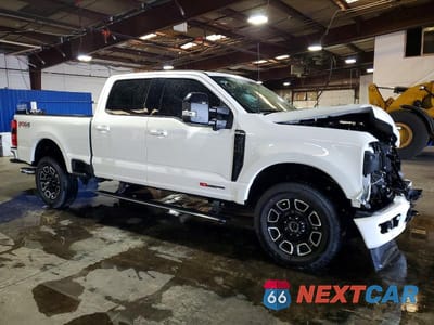 Czwarte zdjęcie samochodu z boku: 2025 FORD F350 SUPER DUTY VIN:1FT8W3BM4SEC28883 - miniatura