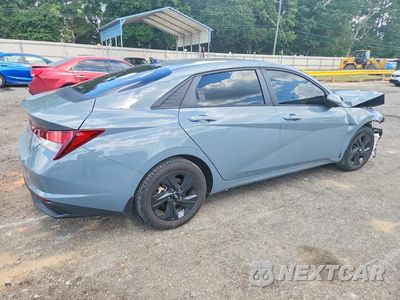 Trzecie zdjęcie samochodu z tyłu: 2022 HYUNDAI ELANTRA SEL VIN:KMHLM4AG3NU322082 - miniatura