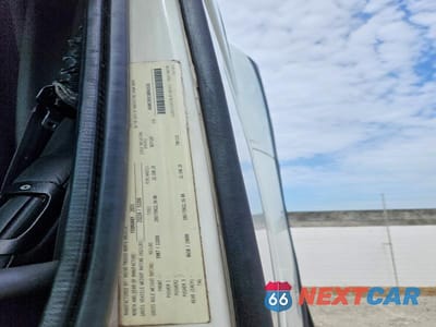 Zdjęcie 12 z 14 samochodu: 2016 VOLVO VNL SEMI TRUCK VIN:4V4NC9EH1GN942026 - miniatura