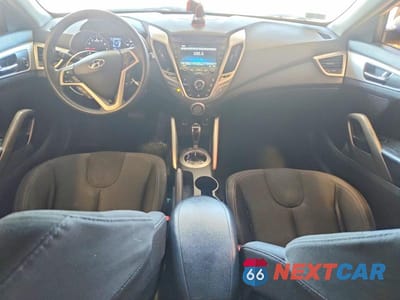 Zdjęcie 8 z 12 samochodu: 2012 HYUNDAI VELOSTER BASE VIN:KMHTC6AD5CU071387 - miniatura