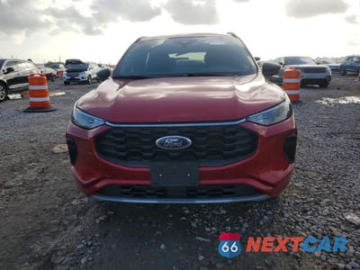 Piąte zdjęcie samochodu w środku: 2023 FORD ESCAPE ST LINE VIN:1FMCU0MN3PUA66287 - miniatura