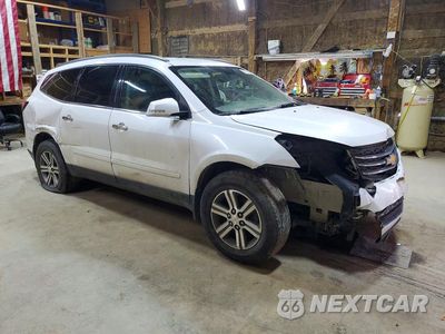 Czwarte zdjęcie samochodu z boku: 2016 CHEVROLET TRAVERSE VIN:1GNKVHKD5GJ197235 - miniatura