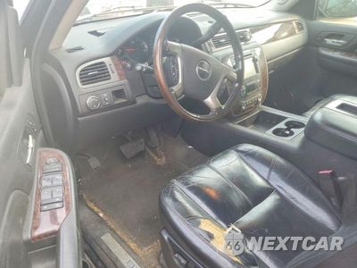 Zdjęcie 8 z 12 samochodu: 2008 GMC YUKON XL DENALI VIN:1GKFK668X8J126588 - miniatura