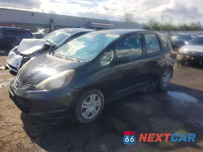 2011 HONDA FIT JHMGE8G32BS007729 - główne zdjęcie licytacji z USA - miniatura