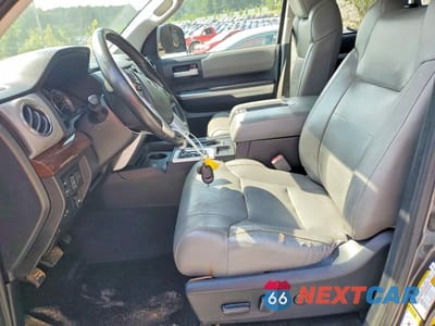Zdjęcie 7 z 12 samochodu: 2014 TOYOTA TUNDRA CREWMAX LIMITED VIN:5TFFY5F17EX155823 - miniatura