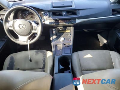 Zdjęcie 8 z 12 samochodu: 2012 LEXUS CT 200 VIN:JTHKD5BH2C2067557 - miniatura