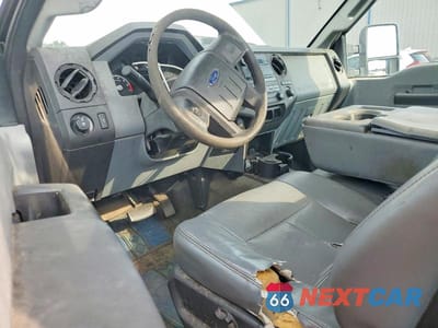 Zdjęcie 8 z 12 samochodu: 2013 FORD F250 SUPER DUTY VIN:1FTBF2A6XDEB44444 - miniatura