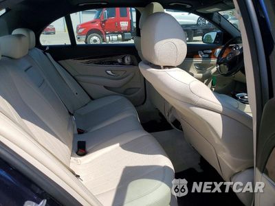 Zdjęcie 10 z 12 samochodu: 2017 MERCEDES-BENZ E 300 4MATIC VIN:WDDZF4KB0HA212498 - miniatura