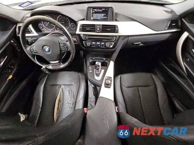 Zdjęcie 8 z 12 samochodu: 2017 BMW 320 I VIN:WBA8E1G34HNU15957 - miniatura
