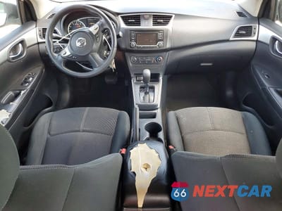 Zdjęcie 8 z 12 samochodu: 2018 NISSAN SENTRA S VIN:3N1AB7AP2JY328713 - miniatura