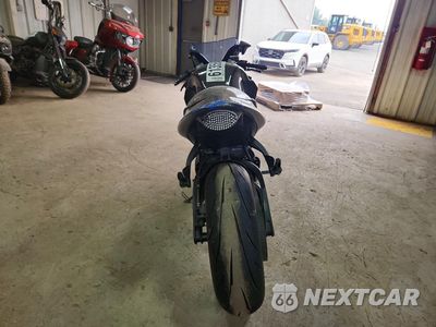 Czwarte zdjęcie samochodu z boku: 2003 BUELL FIREBOLT XB9R VIN:4MZAX12J333402279 - miniatura