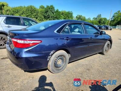 Trzecie zdjęcie samochodu z tyłu: 2017 TOYOTA CAMRY LE VIN:4T1BF1FK5HU814375 - miniatura