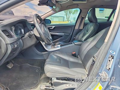 Zdjęcie 7 z 13 samochodu: 2018 VOLVO V60 CROSS COUNTRY PREMIER VIN:YV440MWK6J2056352 - miniatura