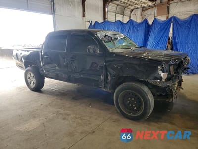 Czwarte zdjęcie samochodu z boku: 2013 TOYOTA TACOMA DOUBLE CAB VIN:5TFLU4EN1DX057835 - miniatura