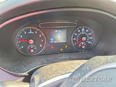 Zdjęcie 9 z 13 samochodu: 2019 KIA SORENTO LX VIN:5XYPG4A31KG541467 - miniatura
