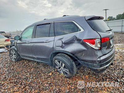 Drugie zdjęcie samochodu z przodu: 2018 HONDA PILOT TOURING VIN:5FNYF6H93JB037781 - miniatura
