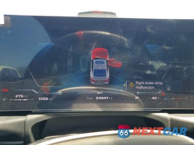Zdjęcie 9 z 13 samochodu: 2026 BMW M440I VIN:WBA73DA00TCW22917 - miniatura