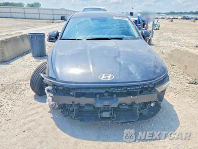 Piąte zdjęcie samochodu w środku: 2024 HYUNDAI SONATA HYBRID LIMITED VIN:KMHL54JJ7RA101570 - miniatura