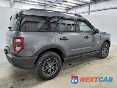 Trzecie zdjęcie samochodu z tyłu: 2021 FORD BRONCO SPORT BIG BEND VIN:3FMCR9B64MRA97472 - miniatura