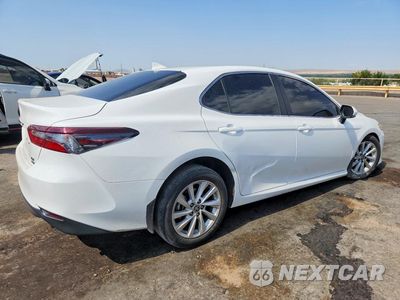 Trzecie zdjęcie samochodu z tyłu: 2024 TOYOTA CAMRY LE VIN:4T1C11BKXRU131386 - miniatura