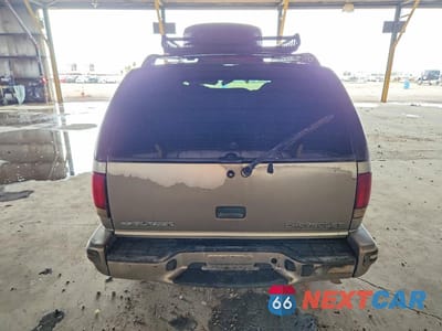 Zdjęcie 6 z 12 samochodu: 1998 CHEVROLET BLAZER VIN:1GNDT13W8W2208632 - miniatura